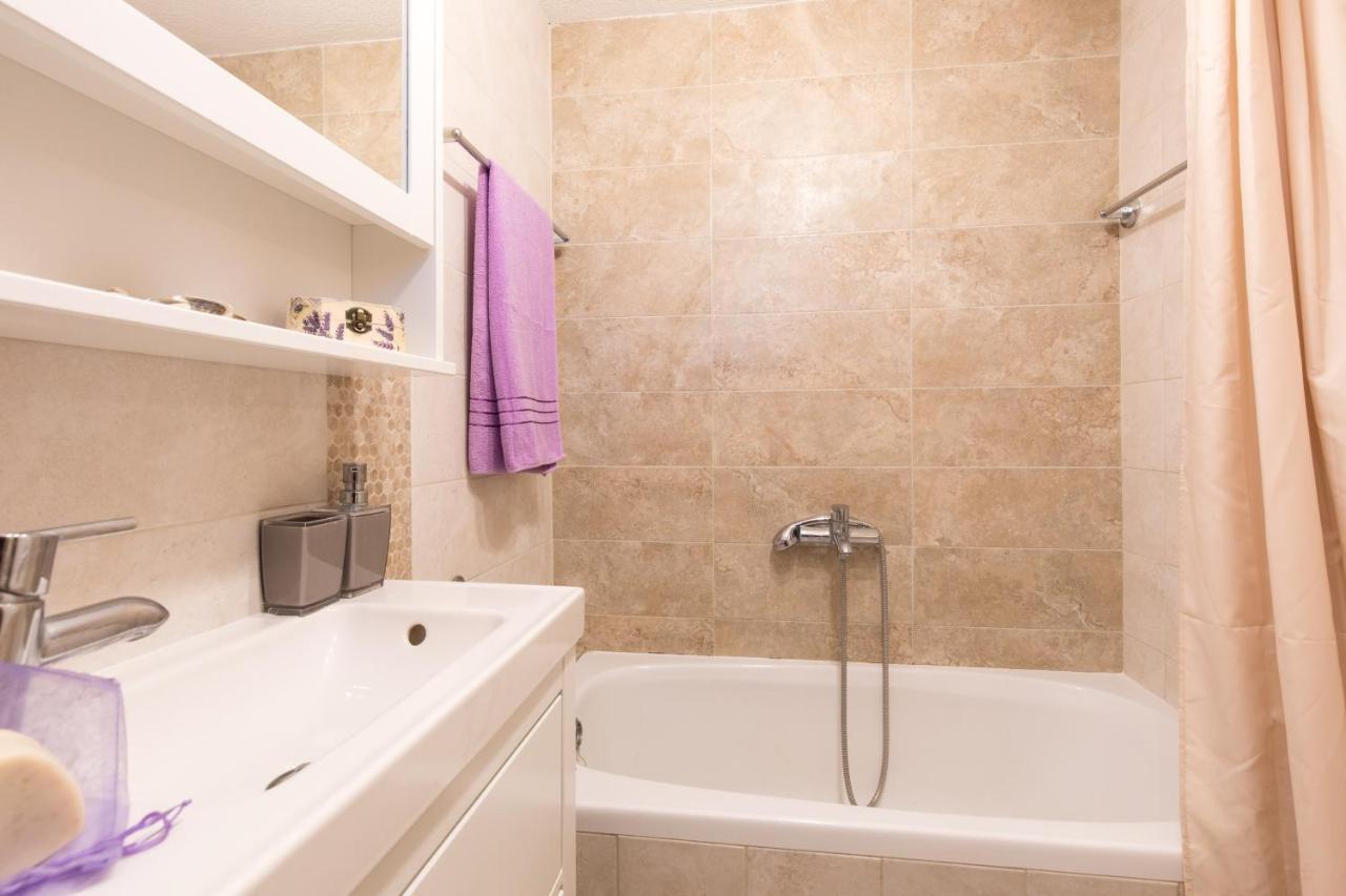 Apartman Lidija Risika Exteriör bild